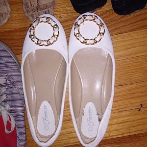 Ballet flats